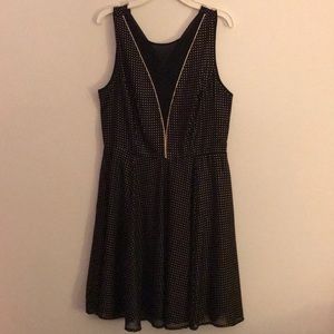 🔥PRICE DROP🔥 Express gold and black dress